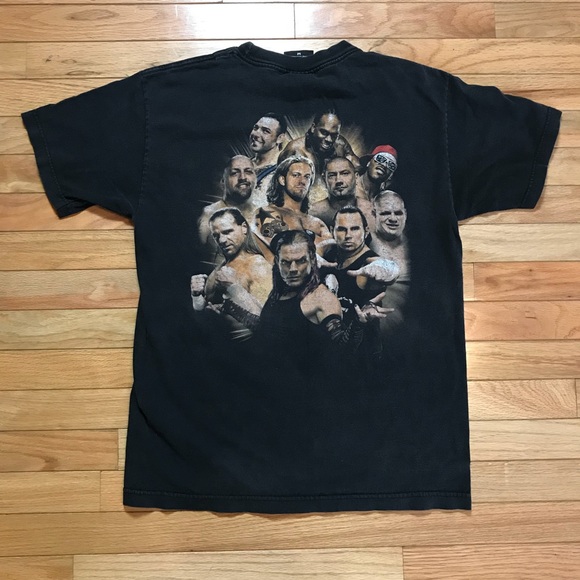 WWE ECW-RAW-SMACKDOWN Roster T-shirt - Picture 4 of 5